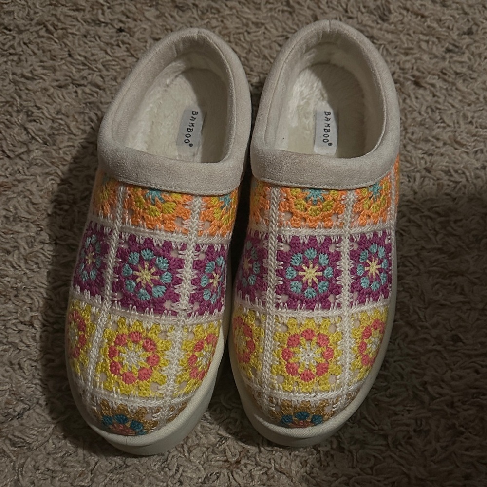 Slip ons
